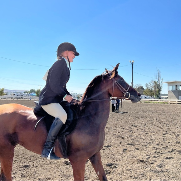 Meet your Posher, Rileigh - Picture 4 of 7